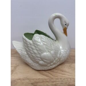 VINTAGE  HOLLAND MOLD WHITE‎ COLOR GLAZED CERAMIC SWAN FLOWER VASE #56